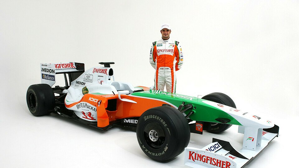 Liuzzi sieht das Auto 2009 meistens nur von außen., Foto: Force India
