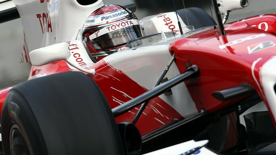 Jarno Trulli träumt von Zweikämpfen mit Ferrari oder BMW Sauber, Foto: Sutton
