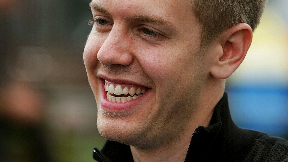 Sebastian Vettel ist für alles bereit., Foto: Sutton