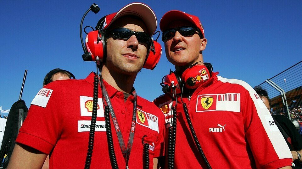 Michael Schumacher soll mehr Einfluss bei Ferrari bekommen., Foto: Sutton