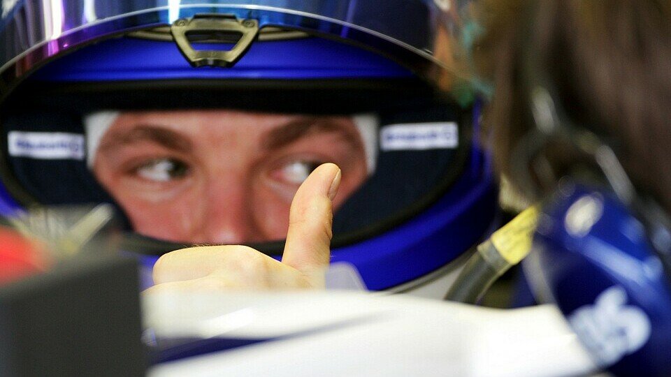 Nico Rosberg konnte den Daumen hoch zeigen, Foto: Sutton