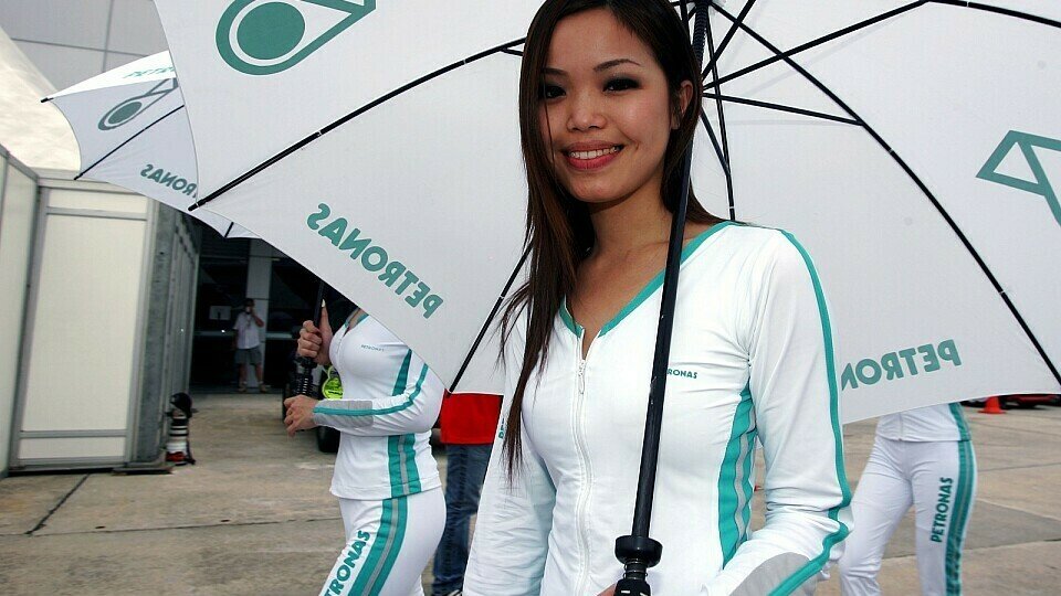 Der Schirm ist ein wichtiges Utensil in Malaysia., Foto: Sutton