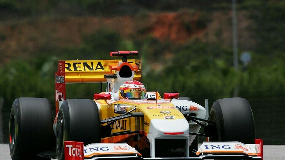 Fernando Alonso rechnet mit Punkten, Foto: Sutton