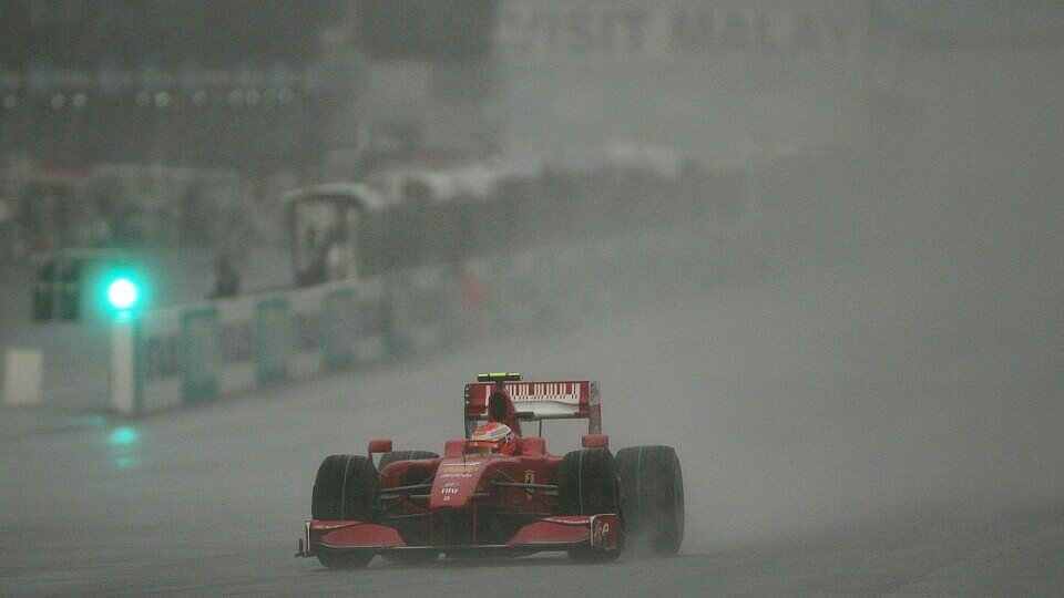 Nicht nur das Wetter war bei Ferrari trüb., Foto: Sutton