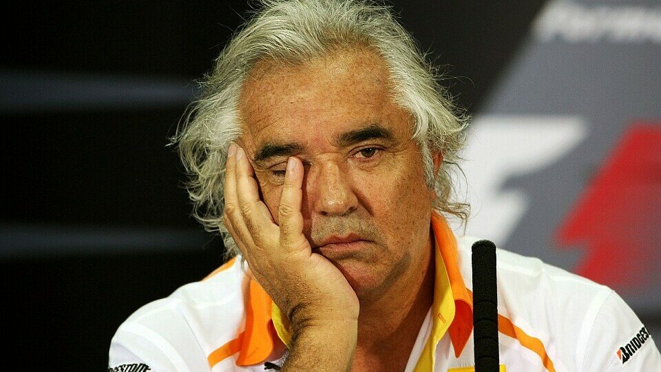 Flavio Briatore verlässt Renault.