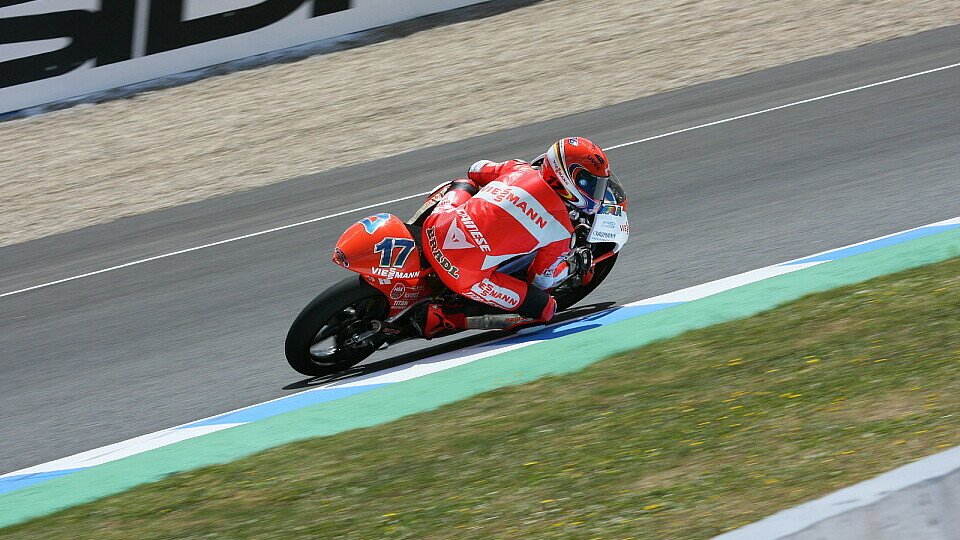 Bradl startet aus der vierten Startreihe, Foto: Ronny Lekl