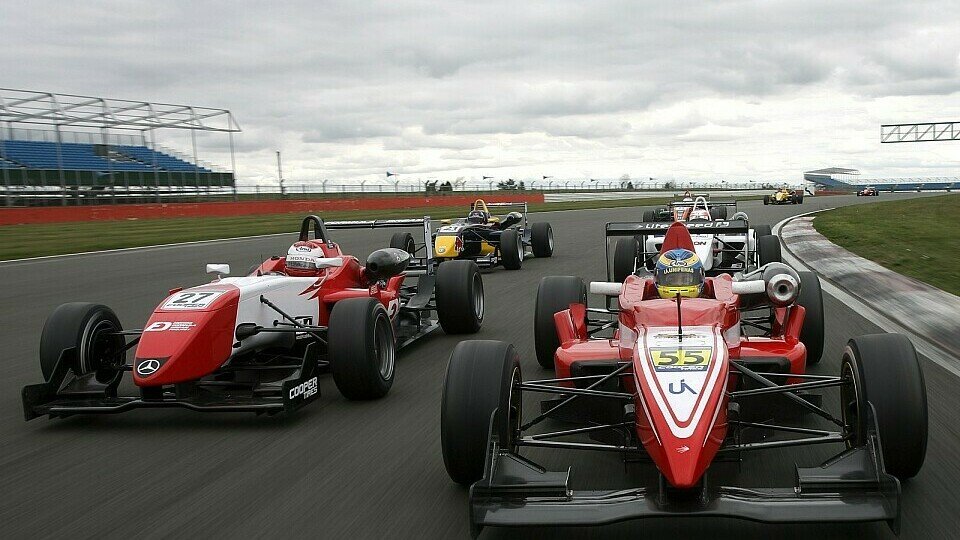 Litespeed fährt noch in der Britischen Formel 3., Foto: Sutton