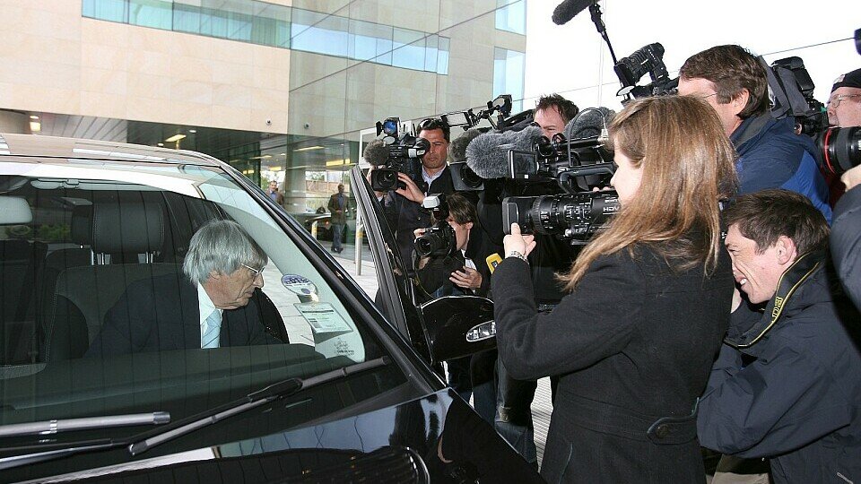 Bernie Ecclestone sieht alles rosig, Foto: Moy/Sutton