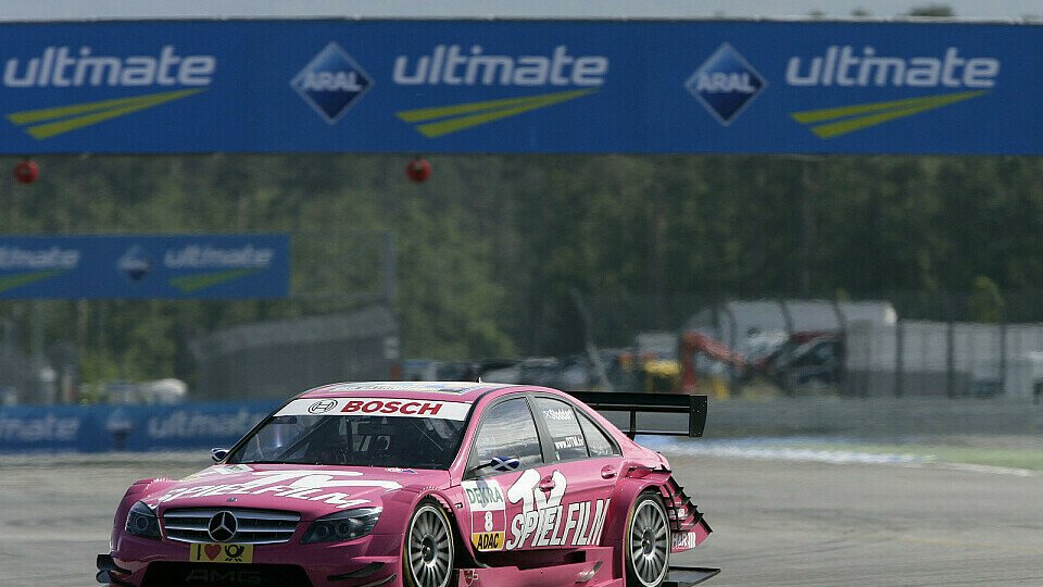 Susie Stoddarts Auto blieb nicht lange unbeschädigt., Foto: DTM