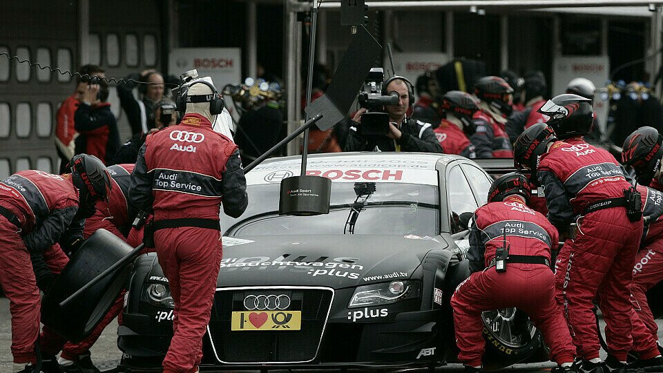 Auch die Boxenstopps verliefen für Timo Scheider perfekt., Foto: DTM