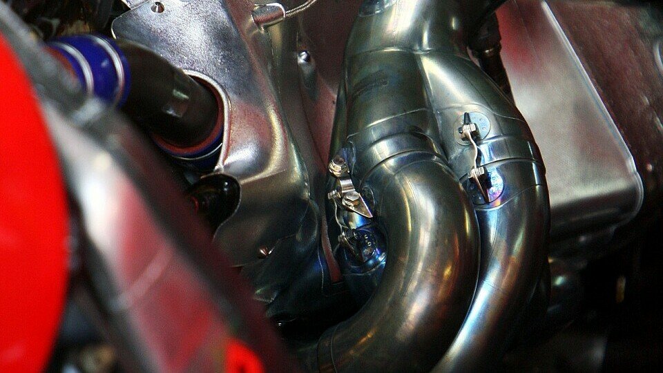 Steckt im RB6 bald ein Ferrari-Motor drin?, Foto: Sutton