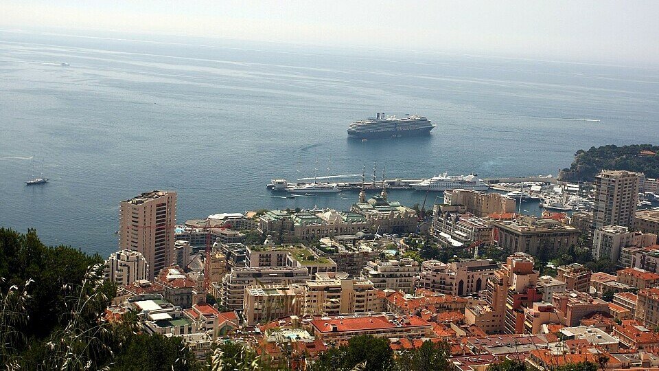 Der Hafen von Monaco erlebte das erste Meeting des Tages., Foto: Sutton