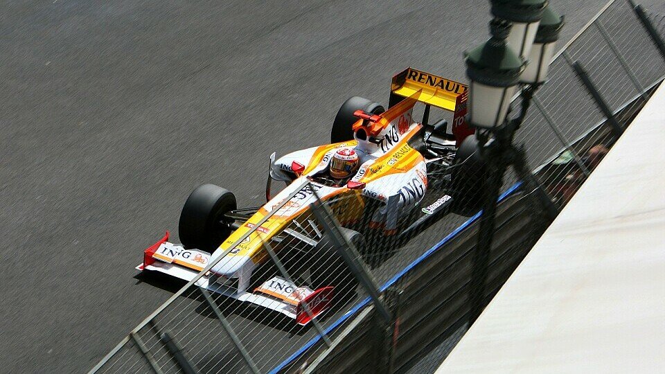 Fernando Alonso hatte nicht mehr erwartet, Foto: Sutton