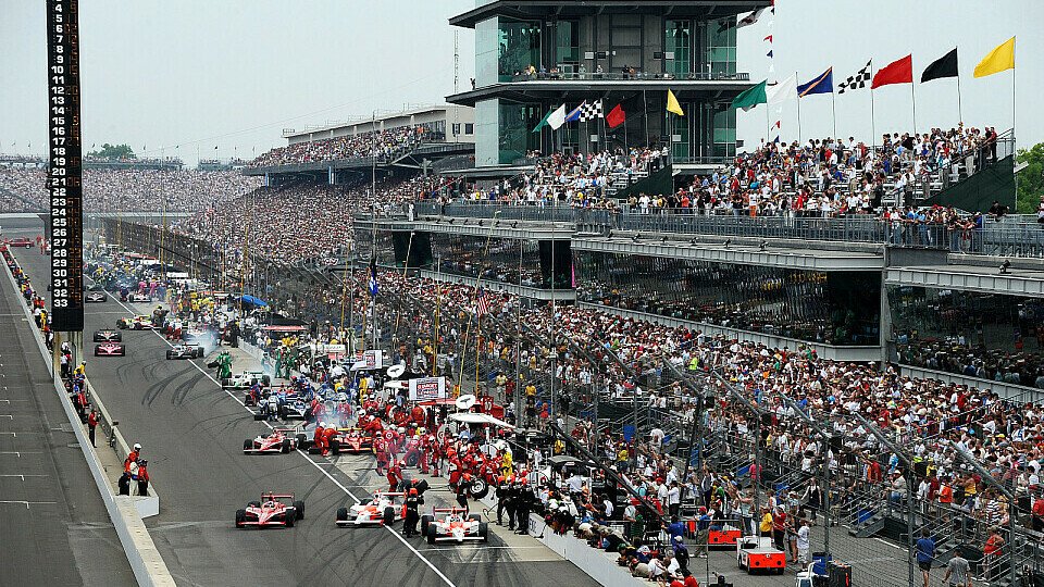 Ein neues Reglement soll ab dem kommenden Lauf die Show bei den IndyCars verbessern, Foto: Sutton