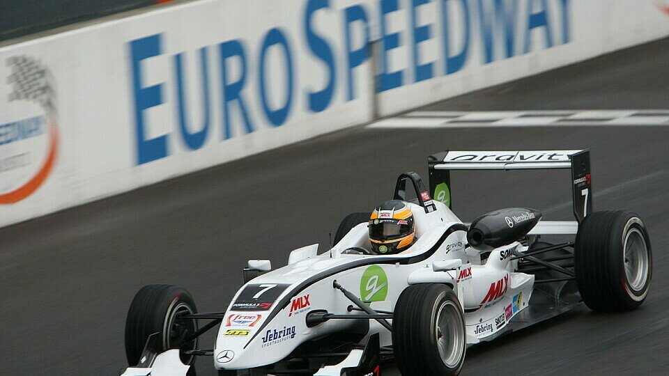 Vietoris gewinnt das zweite Rennen auf dem Eurospeedway, Foto: F3 EuroSeries