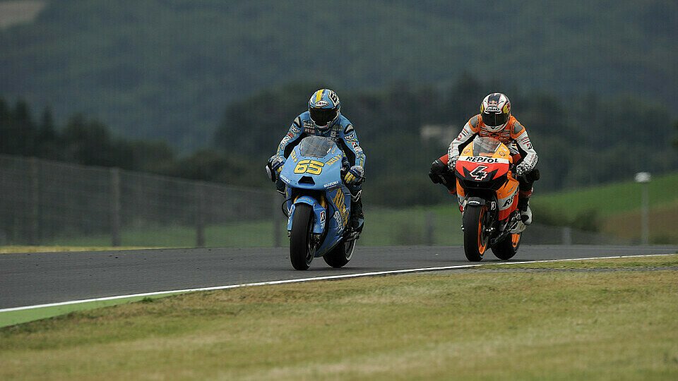 Loris Capirossi und Andrea Dovizioso erhalten für Brünn neue Teile für ihre Bikes., Foto: Bridgestone