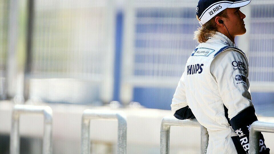 Rosberg konnte die Reifen nach dem Training noch nicht richtig einordnen, Foto: Sutton