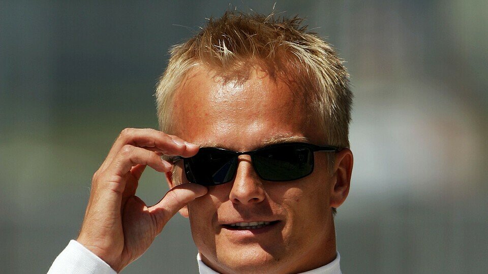Heikki Kovalainen muss sich steigern., Foto: Sutton