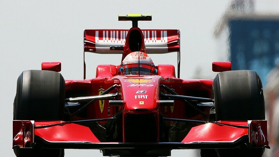 Kimi Räikkönen machte der Start einen Strich durch die Rechnung, Foto: Sutton