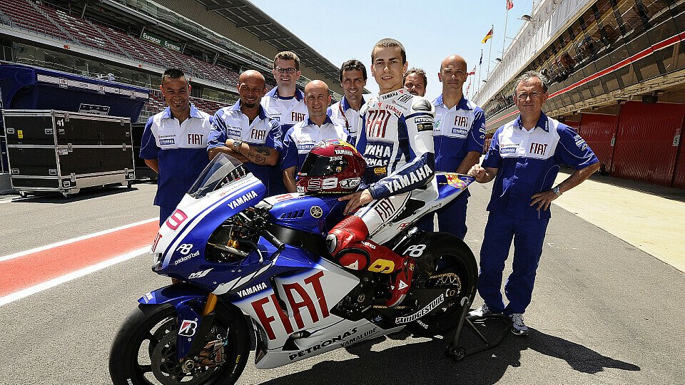 Jorge Lorenzo ehrt seinen Lieblingsklub, Foto: Yamaha