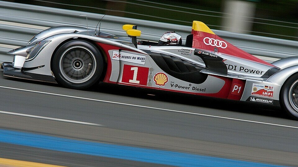 Audi schickt einen verbesserten R15 ins Rennen., Foto: Hall/Sutton