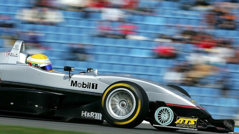 2004 fuhr Lewis Hamilton für Manor in der Formel 3., Foto: Sutton
