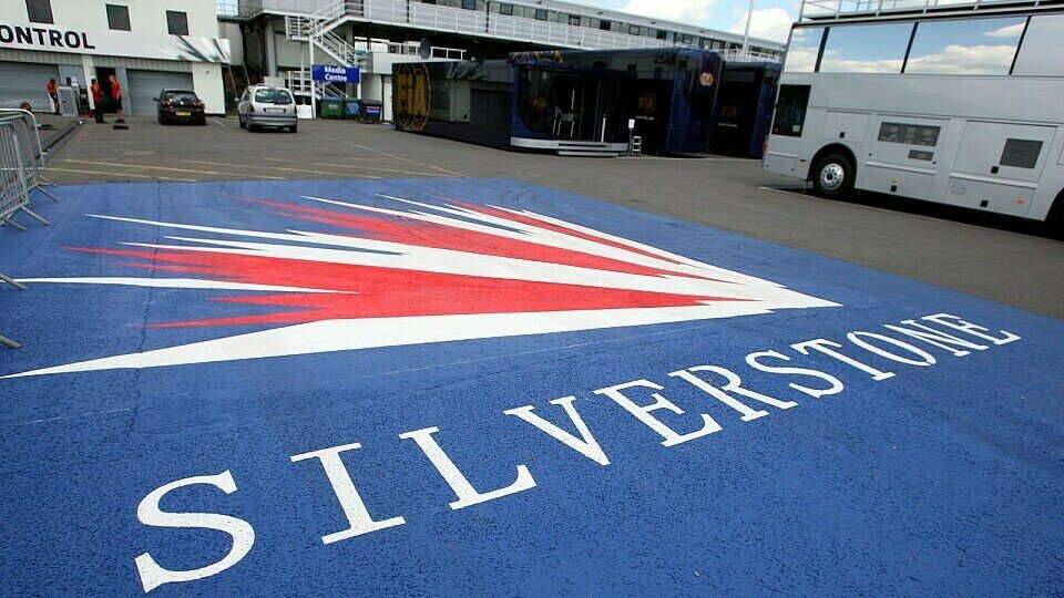 Silverstone hat mit Bernie Ecclestone einen neuen Vertrag ausgehandelt, Foto: Sutton