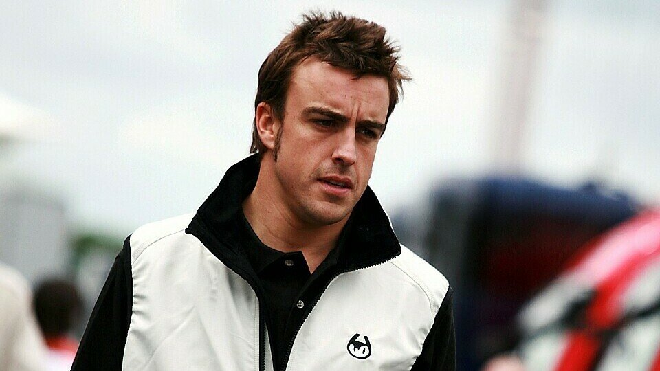 Fernando Alonso hat wenig Hoffnung für Silverstone., Foto: Sutton