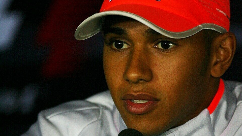 Lewis Hamilton freut sich auf den England-GP, Foto: Sutton