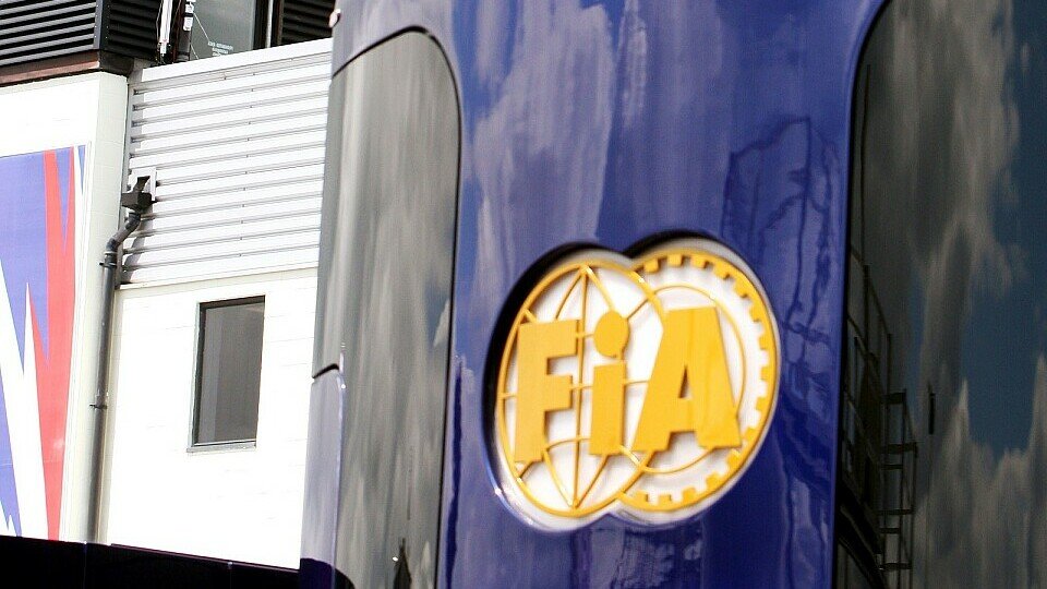 Die FIA traf sich mit der FOTA, aber nur kurz., Foto: Sutton