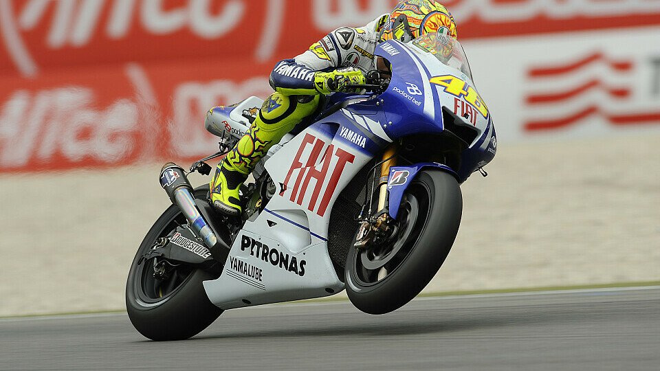 Valentino Rossi feierte, Foto: Bridgestone