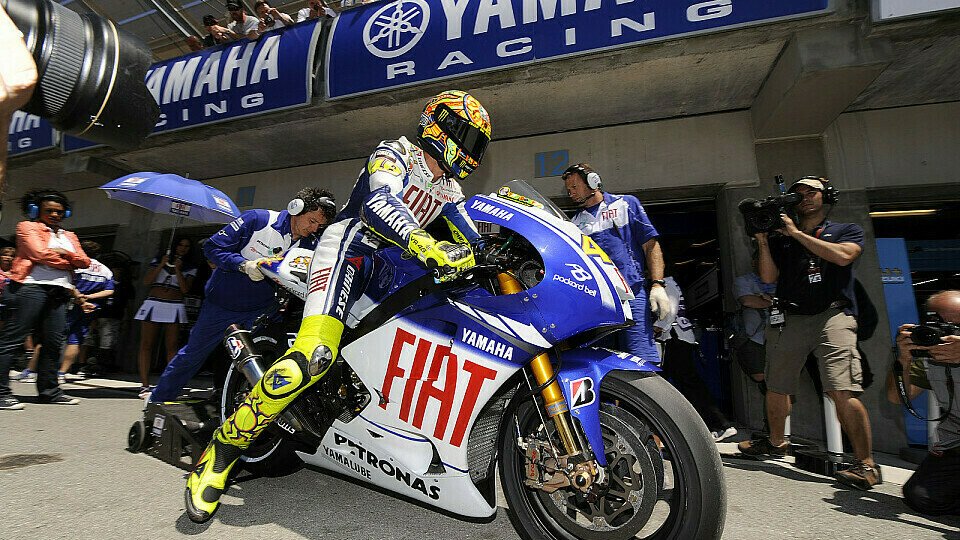 Valentino Rossi kämpfte und gewann, Foto: Yamaha