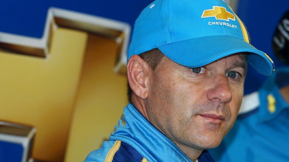 Nicola Larini und das letzte WTCC Wochenende., Foto: Sutton Nicola Larini und das letzte WTCC Wochenende., Foto: Sutton