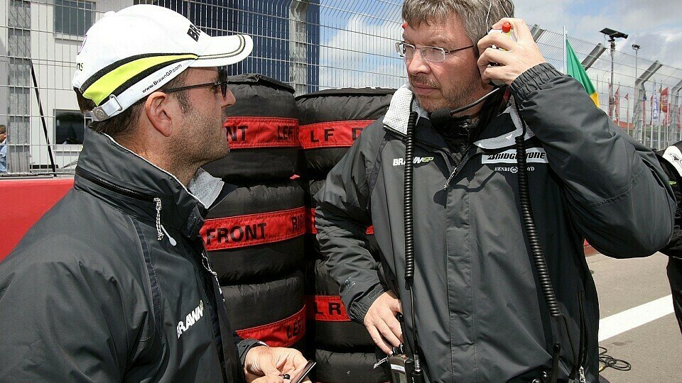 Barrichello und Ross Brawn haben sich ausgesprochen, Foto: Sutton