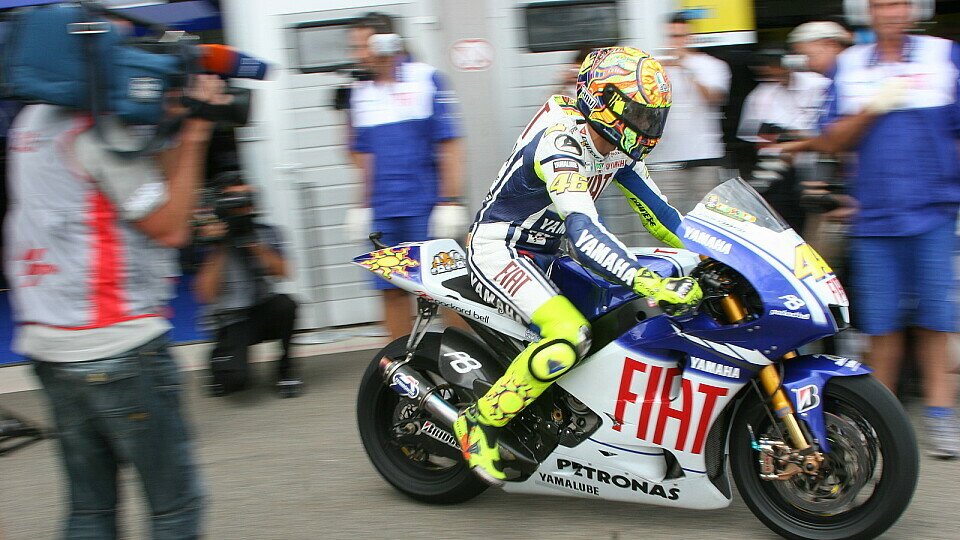 Valentino Rossi brachte die Sektorzeiten zu einer guten Runde zusammen, Foto: Ronny Lekl