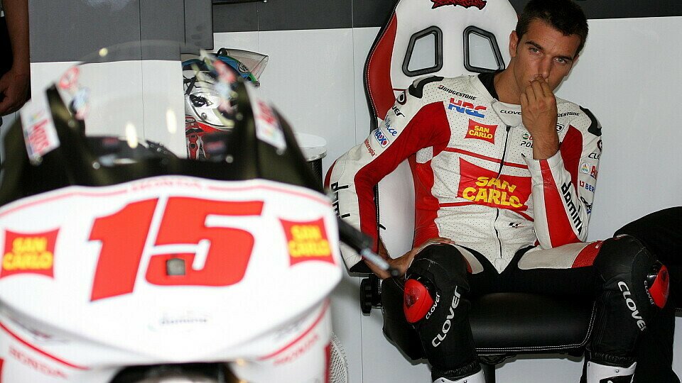 Alex de Angelis erlebte neben einem Sturz auch ein gutes Ergebnis, Foto: Ronny Lekl