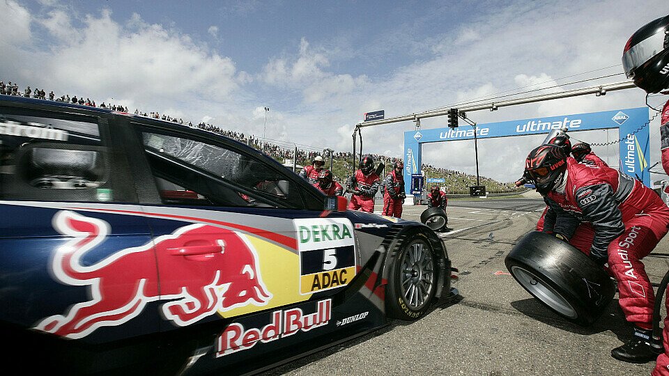 Mattias Ekström und Audi droht eine Strafe wegen Stallregie, Foto: Audi