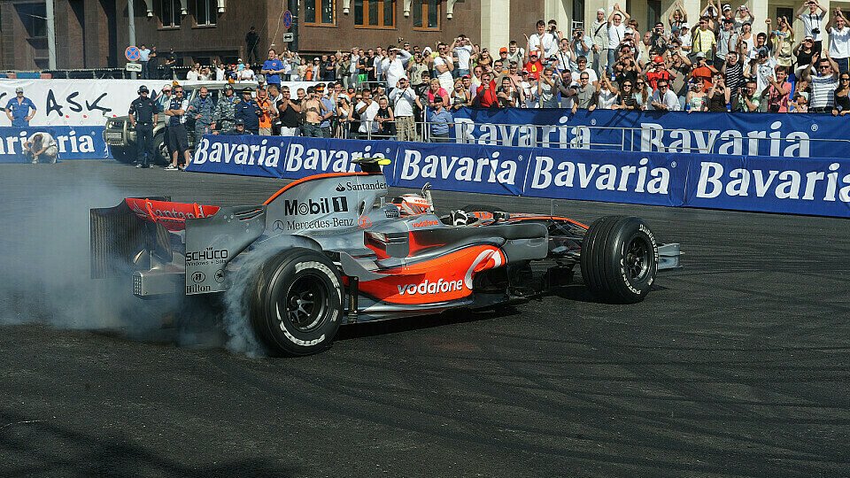 Heikki Kovalainen ließ die Fans jubeln., Foto: Bavaria City Racing