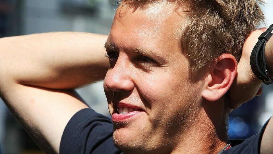 Sebastian Vettel genießt seine Rolle als Jäger, Foto: Sutton