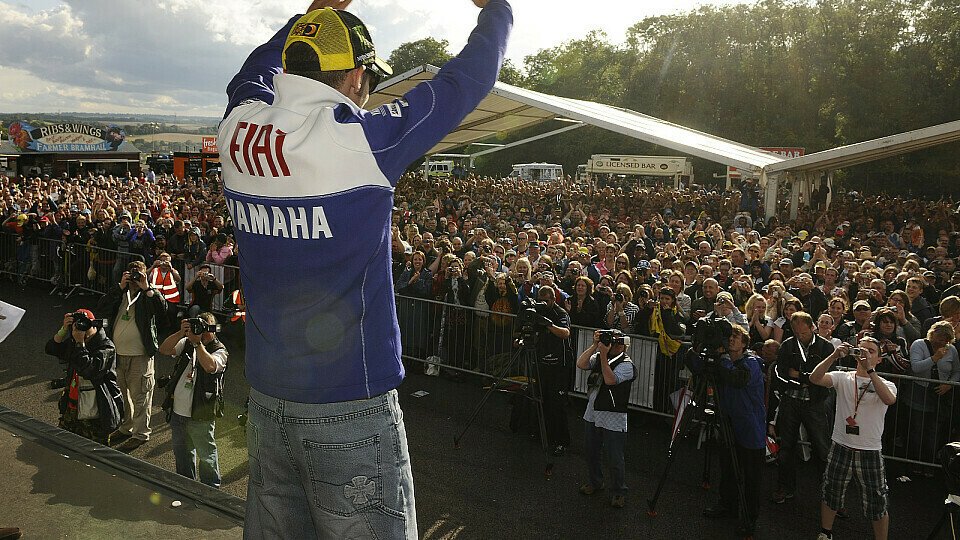 Valentino Rossi konnte zumindest am Samstag jubeln, Foto: Yamaha