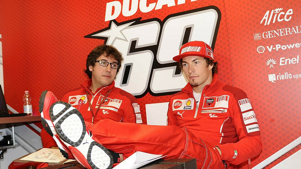 Alles andere als ein entspannter Tag für Nicky Hayden., Foto: Ducati
