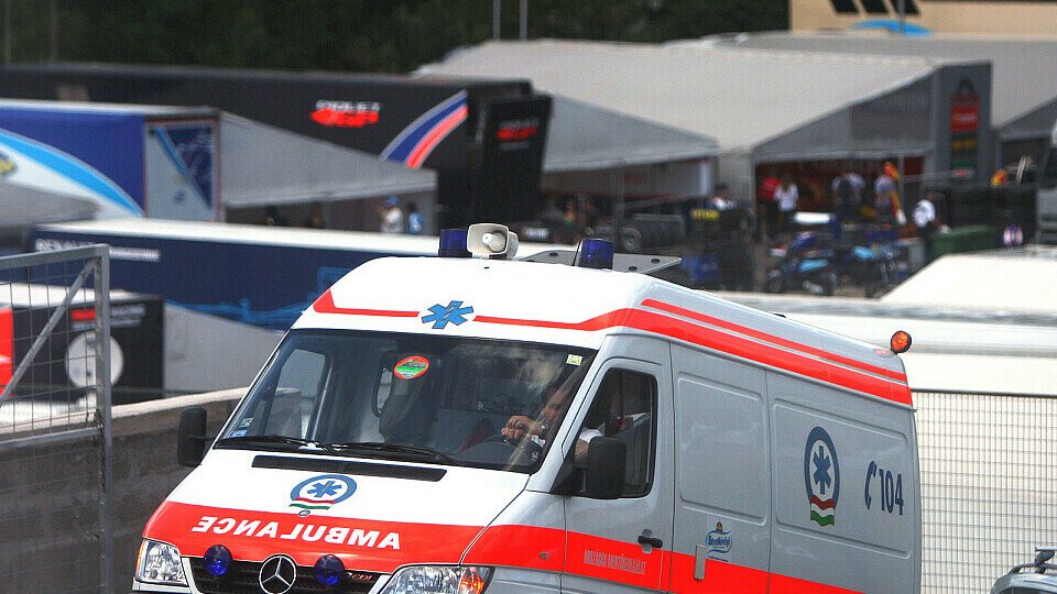 Felipe Massa wurde ins AEK Krankenhaus in Budapest gebracht., Foto: Sutton