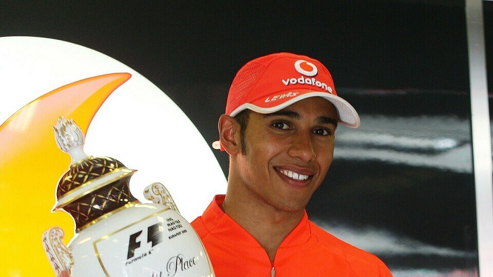 Hamilton freut sich auf das Schumacher-Comeback., Foto: Sutton