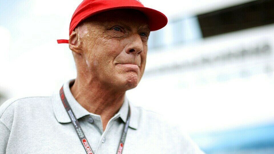 Niki Lauda sieht Red Bull in Spa vorne., Foto: Sutton