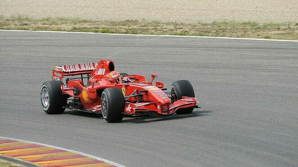 Schumacher muss weiter im alten Auto testen., Foto: Ferrari