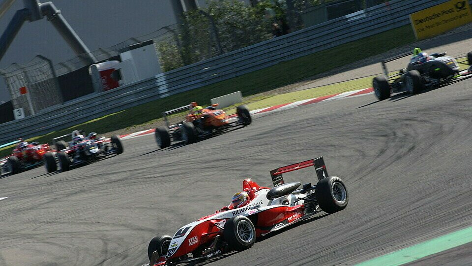 Bianchi fährt allen anderen davon, Foto: F3 EuroSeries