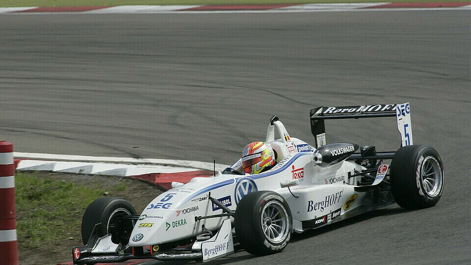 Vanthoor steht wieder vorne, Foto: Formel 3 Cup