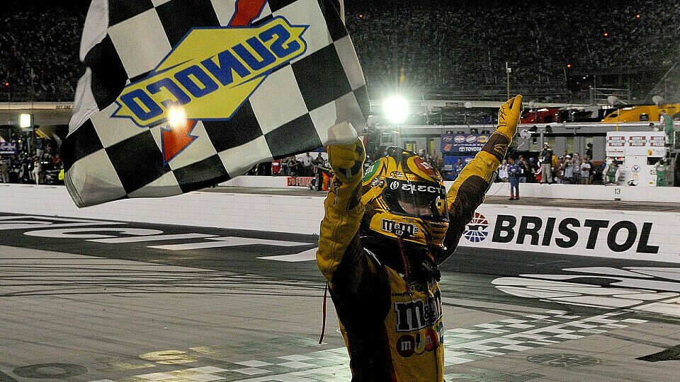 Kyle Busch gewinnt beide Bristol-Rennen 2009, Foto: NASCAR