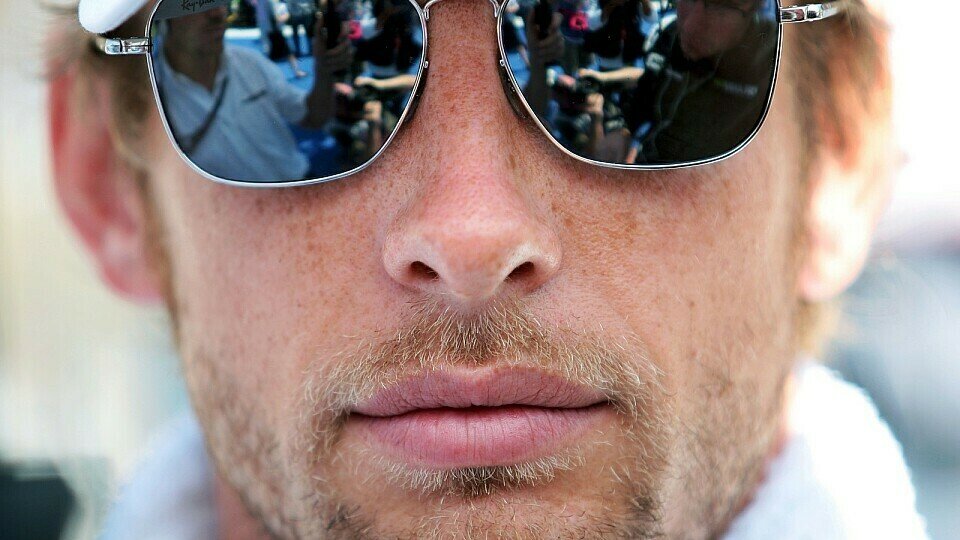 Was ist los in Jenson Button?, Foto: Sutton