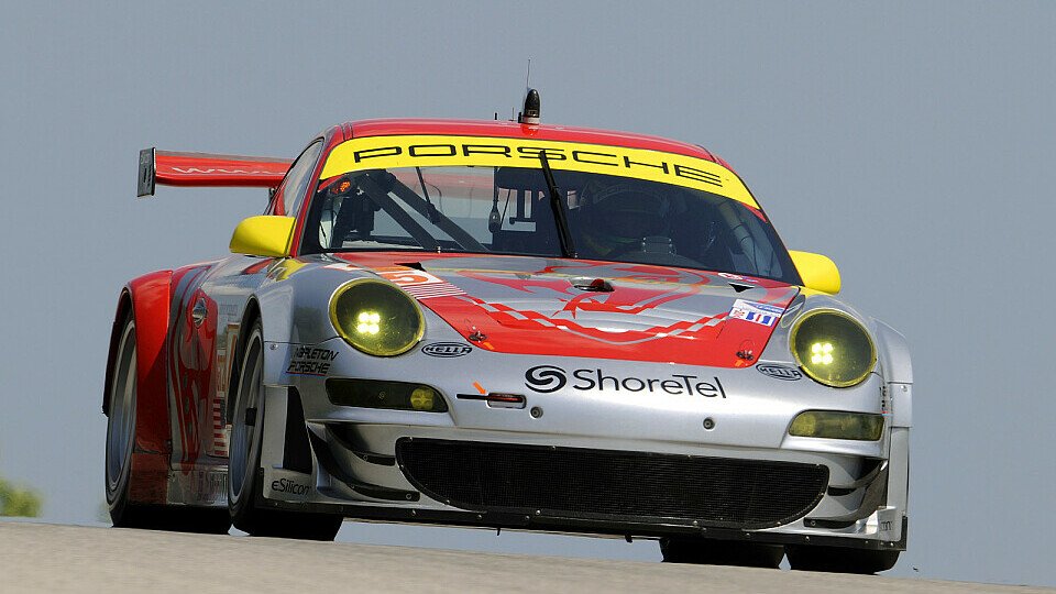 Porsche im Titelrennen, Foto: Porsche
